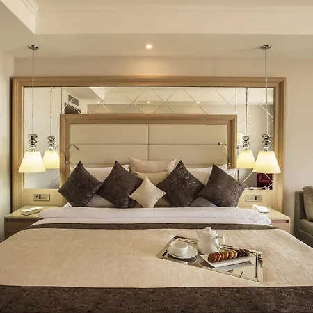 Korumar Ephesus & Hotel 5*